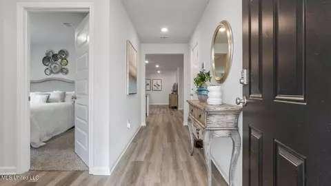 Entry Way - 9475 Reserve Blvd, Biloxi, MS 39532 photo 1 of 8