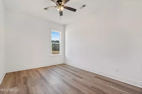 Bedroom - 5064 Sophia Ln, Hernando, MS 38632 photo 2 of 6