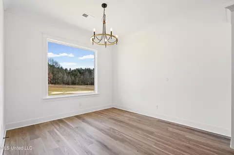 Dining - 5064 Sophia Ln, Hernando, MS 38632 photo 2 of 2