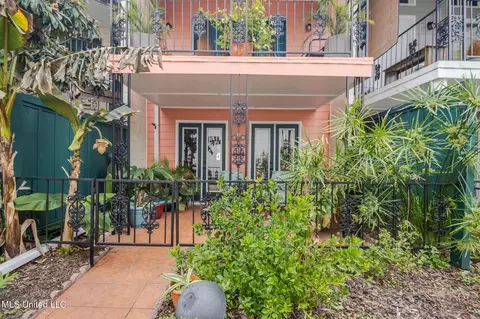 2501 Gulf Ave #24, Gulfport, MS 39501