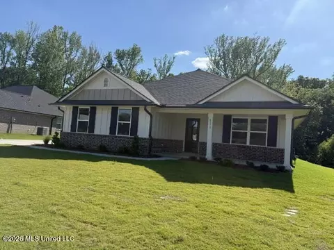4173 W Olivia Cir, Olive Branch, MS 38654