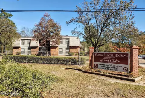 411 Court St, Vaiden, MS 39176