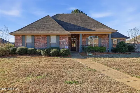 198 Memory Ln, Madison, MS 39110