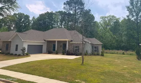 Exterior - 129 Salus Bnd, Clinton, MS 39056 photo 2 of 6