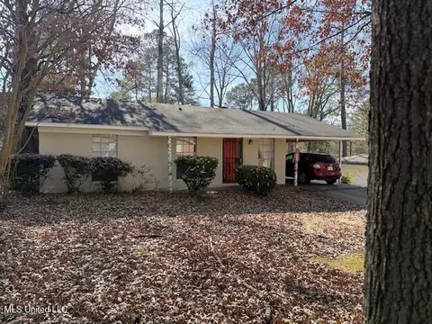 223 Champion Hill Dr, Jackson, MS 39212