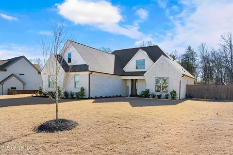 Exterior - 5133 Camp Xing, Hernando, MS 38632 photo 2 of 9