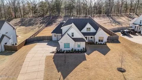 Exterior - 5133 Camp Xing, Hernando, MS 38632 photo 9 of 9