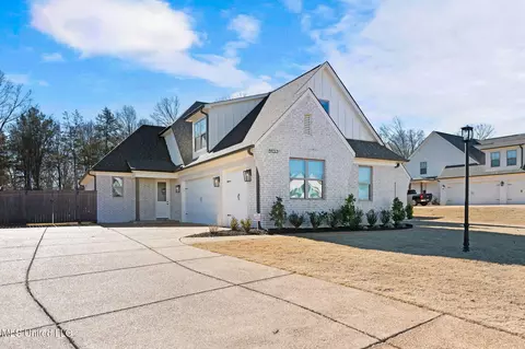 Exterior - 5133 Camp Xing, Hernando, MS 38632 photo 3 of 9