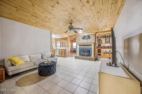 Other - 4609 Big Horn Dr, Nesbit, MS 38651 photo 4 of 10
