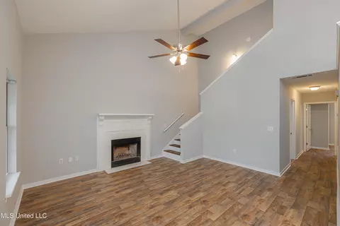 Living - 349 Audubon Cir, Brandon, MS 39047 photo 1 of 3
