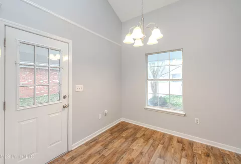 Dining - 349 Audubon Cir, Brandon, MS 39047 photo 1 of 1