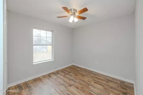 Bedroom - 349 Audubon Cir, Brandon, MS 39047 photo 2 of 3