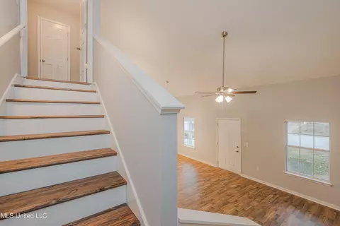Entry Way - 349 Audubon Cir, Brandon, MS 39047 photo 1 of 2