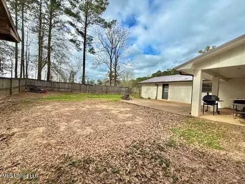 Exterior - 2003 NW Zetus Rd, Brookhaven, MS 39601 photo 1 of 2