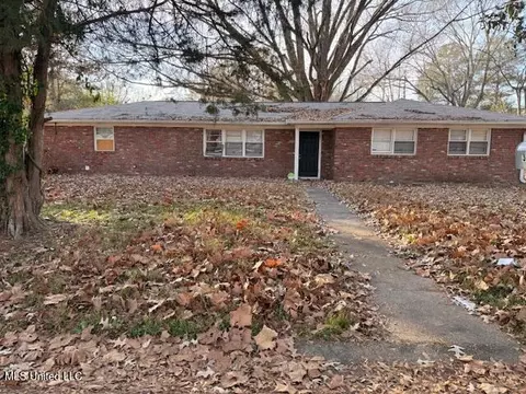 3235 Santee St, Jackson, MS 39212