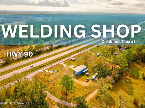 8735 Old Stage Rd, Moss Point, MS 39562