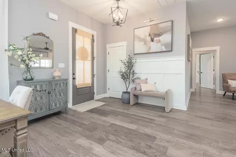 Entry Way - 3066 Meadows Way, Hernando, MS 38632 photo 1 of 3