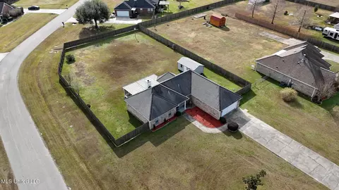 View/Area - 49 Apache Dr, Picayune, MS 39466 photo 2 of 8