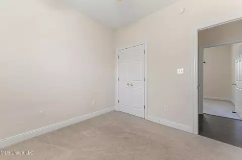 Bedroom - 49 Apache Dr, Picayune, MS 39466 photo 5 of 7