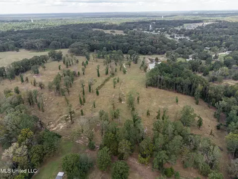 325 W Main St, Florence, MS 39073 photo 17