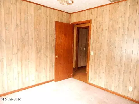 Bedroom - 75 L G Collins Rd, State Line, MS 39362 photo 2 of 2