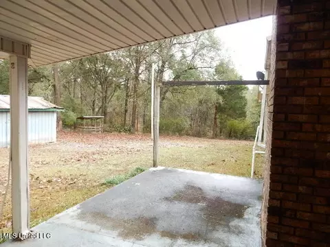 Exterior - 75 L G Collins Rd, State Line, MS 39362 photo 4 of 9