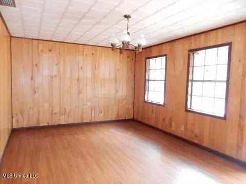 Living - 75 L G Collins Rd, State Line, MS 39362 photo 1 of 6