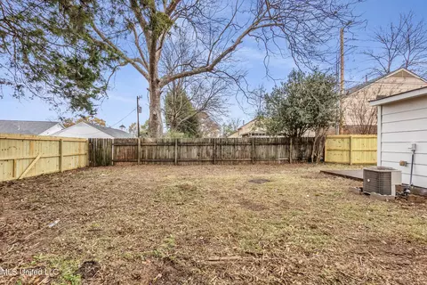Exterior - 6931 Maury Dr, Olive Branch, MS 38654 photo 2 of 3