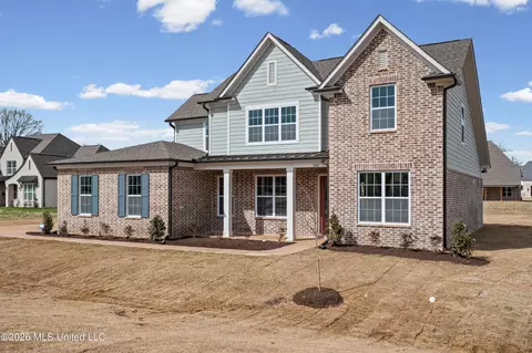 Exterior - 9142 Cedar Barn Cv, Olive Branch, MS 38654 photo 2 of 4