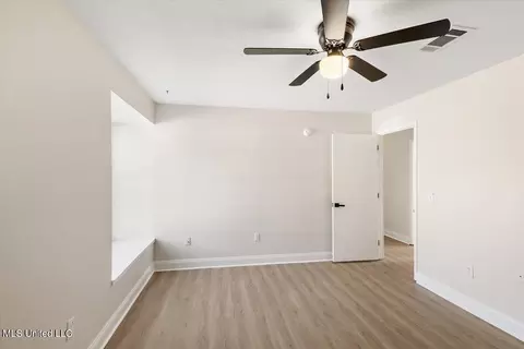 Bedroom - 301 Camelia Trl, Brandon, MS 39047 photo 3 of 4