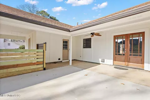 Exterior - 301 Camelia Trl, Brandon, MS 39047 photo 3 of 6