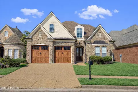 9077 Rue Orleans Ln, Olive Branch, MS 38654