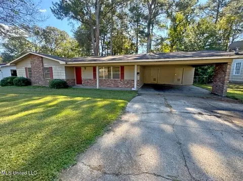 1237 Springdale Dr, Jackson, MS 39211