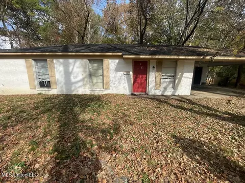 916 Palm St, Jackson, MS 39212