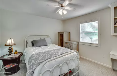 Bedroom - 708 Oak Trl, Canton, MS 39046 photo 8 of 14