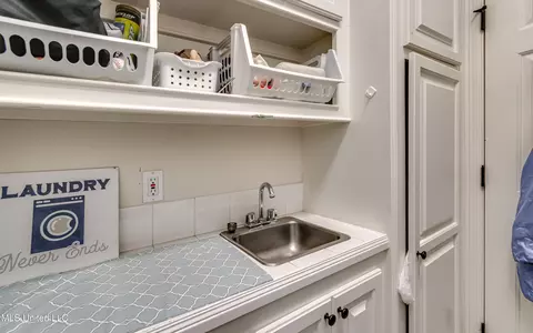 Other - 708 Oak Trl, Canton, MS 39046 photo 6 of 10