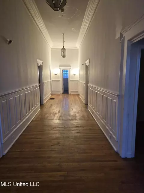 Entry Way - 401 E First St, Forest, MS 39074 photo 1 of 1