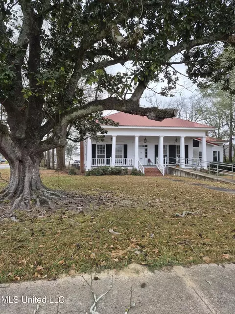 Other - 401 E First St, Forest, MS 39074 photo 2 of 7