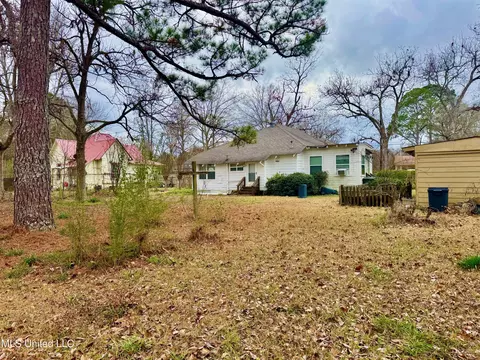 365 S Walnut St, Canton, MS 39046 photo 7