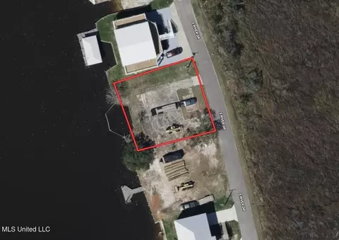 10187 S River Dr, Biloxi, MS 39532 photo 7
