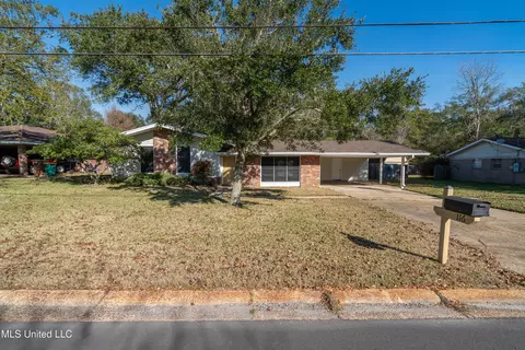 116 Edmund Dr, Long Beach, MS 39560