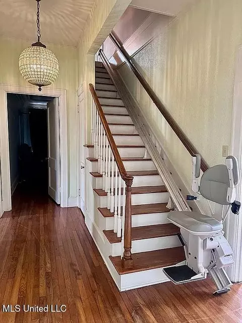 Entry Way - 389 N Ruby Ave, Ruleville, MS 38771 photo 2 of 2