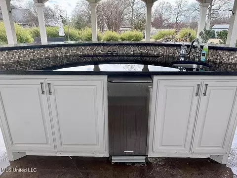 Kitchen - 389 N Ruby Ave, Ruleville, MS 38771 photo 4 of 5