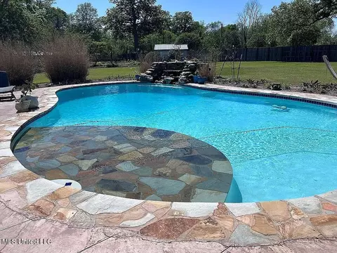 Exterior - 389 N Ruby Ave, Ruleville, MS 38771 photo 6 of 7