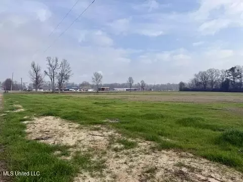 Spruce Street, Walnut Grove, MS 39189