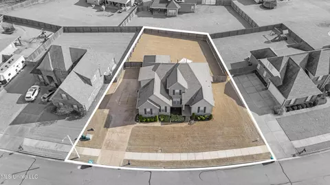 View/Area - 3132 E Jefferson Loop, Hernando, MS 38632 photo 2 of 5