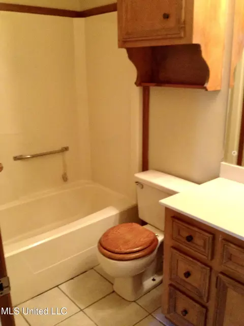 43 Meadowoods Ter, Jackson, MS 39211 photo 7