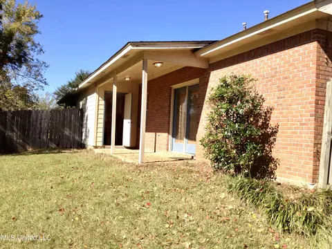 43 Meadowoods Ter, Jackson, MS 39211 photo 2