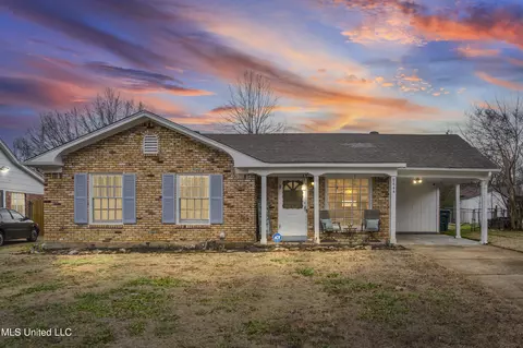 8444 Cedarcrest Dr, Southaven, MS 38671