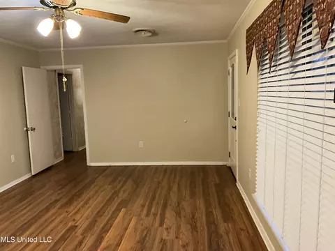 Living - 1409 Post Rd, Clinton, MS 39056 photo 5 of 7